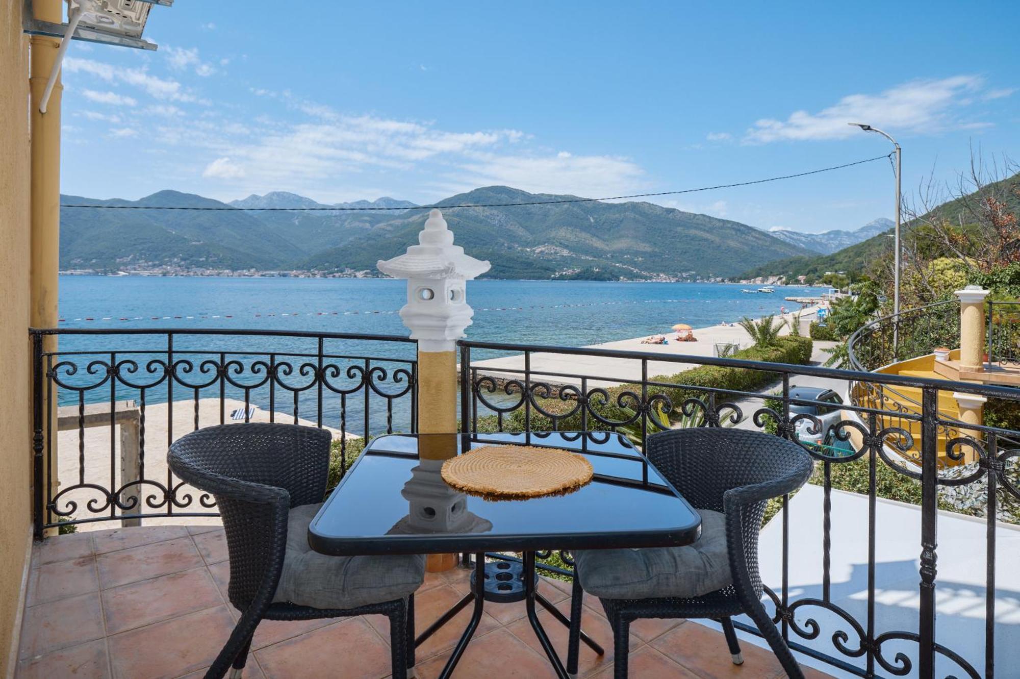 Apartment Villa Marija Tivat Zewnętrze zdjęcie